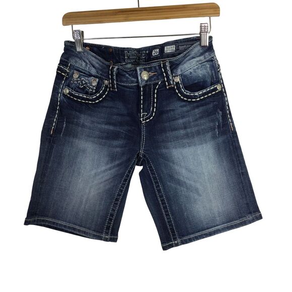 Miss Me Women Denim Embroidered Embellished Flap Pocket Easy Shorts Blue Size 26 - Picture 1 of 16